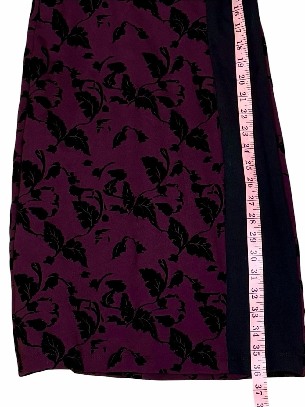 Carmen by Carmen Marc Valvo Black & Plum Floral Sheath Dress Size 6 - Picture 11 of 11